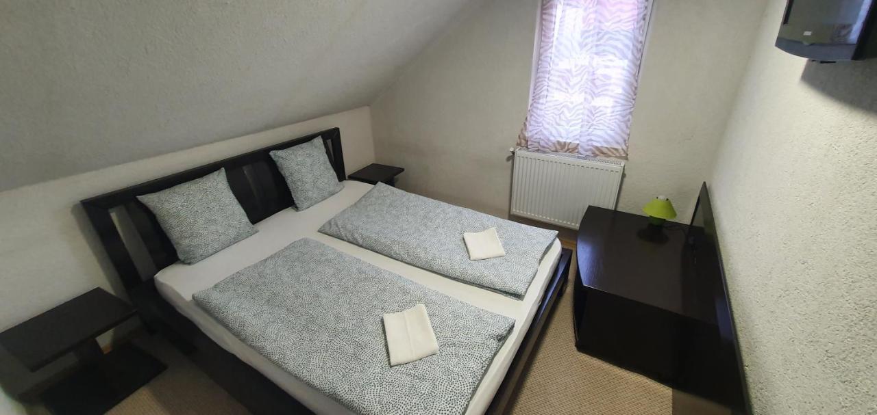 Apartman House Lägenhet Odorheiu Secuiesc Exteriör bild